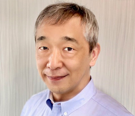 先輩社員インタビュー